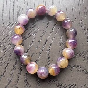 Faceted chalcedony bracelet 6.5’